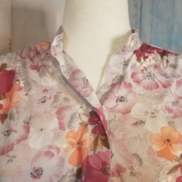 VINTAGE Floral Blouse by Ze - Picture 3 of 9